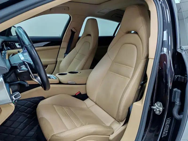 2017 Panamera Executive Long Wheelbase 3.0T — миниатюра 12