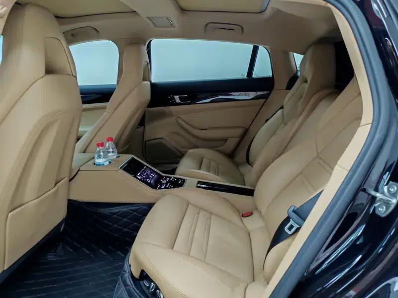 2017 Panamera Executive Long Wheelbase 3.0T — миниатюра 14