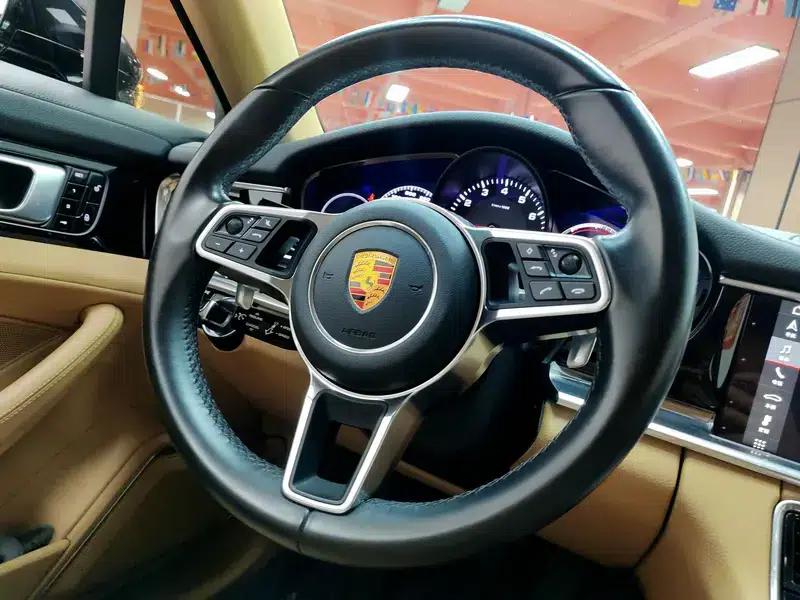 2017 Panamera Executive Long Wheelbase 3.0T — миниатюра 9