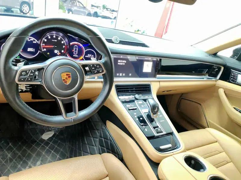2017 Panamera Executive Long Wheelbase 3.0T — миниатюра 10