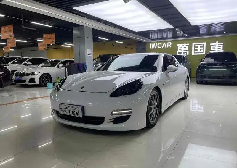 Panamera 2013 Panamera Platinum Edition 3.6L — миниатюра 1