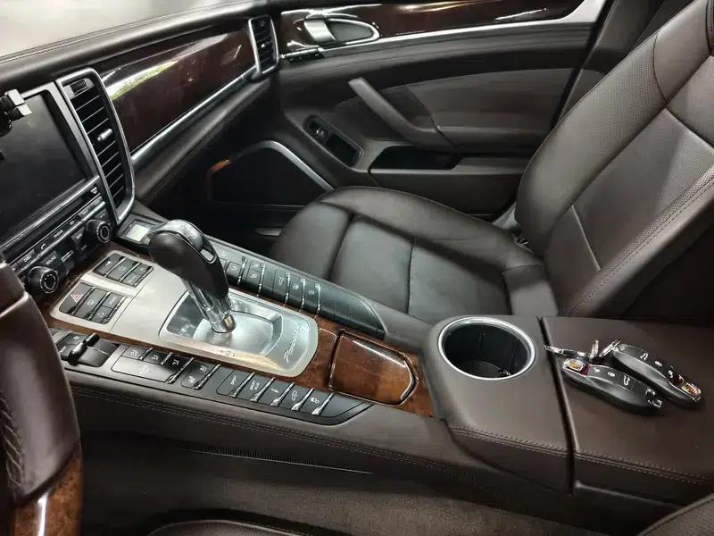 Panamera 2010 Panamera 4S 4.8L — миниатюра 13