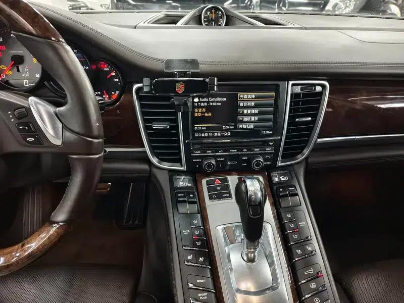Panamera 2010 Panamera 4S 4.8L — миниатюра 17