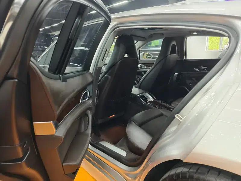 Panamera 2010 Panamera 4S 4.8L — миниатюра 21