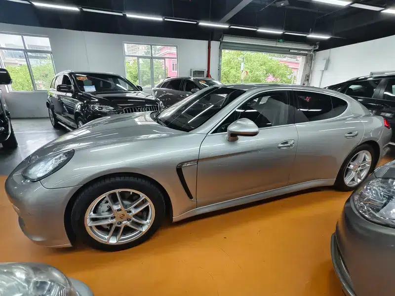 Panamera 2010 Panamera 4S 4.8L — миниатюра 4