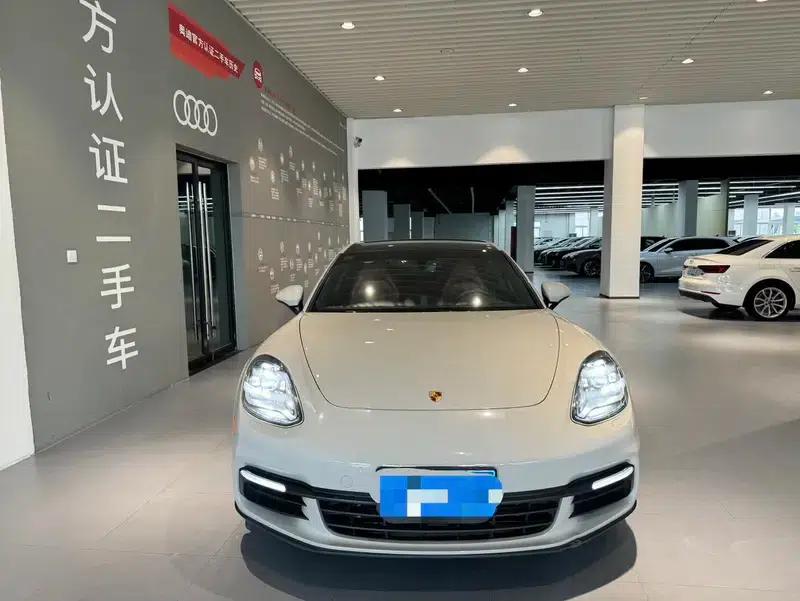 2017 Panamera 2.9T Automatic 4WD 4-Seater (Parallel Import) — миниатюра 2