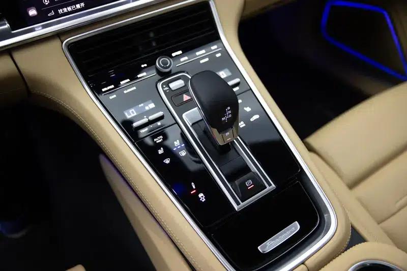 Panamera 2023 Panamera 4S Sport Turismo 2.9T — миниатюра 22