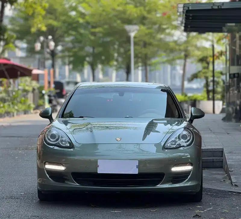 Panamera 2010 Panamera 4 3.6L — миниатюра 2