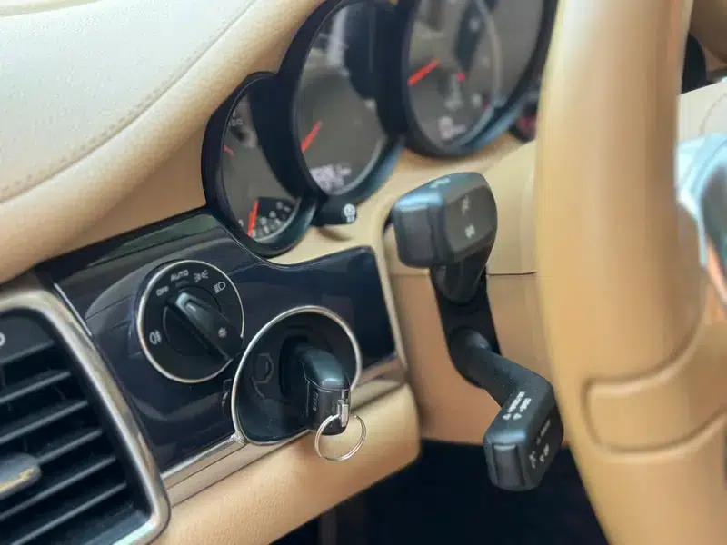 Panamera 2010 Panamera 4 3.6L — миниатюра 22