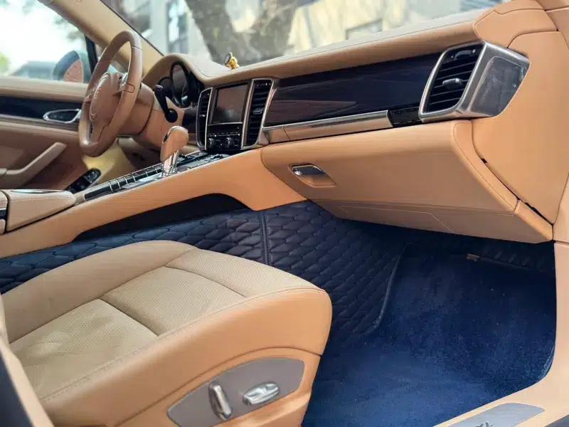 Panamera 2010 Panamera 4 3.6L — миниатюра 10