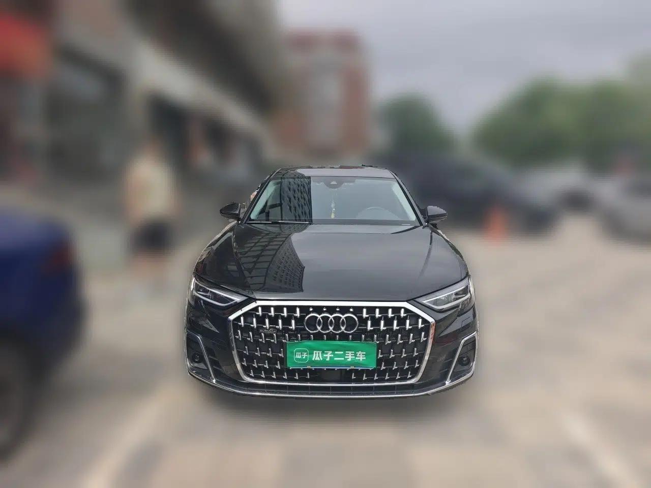 Audi A8 2023 A8L 45 TFSI quattro Luxury Model — миниатюра 2