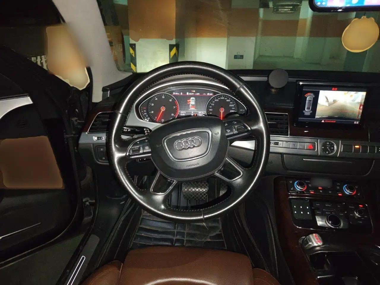 Audi A8 2012 A8L 45 TFSI quattro Luxury Model — миниатюра 10
