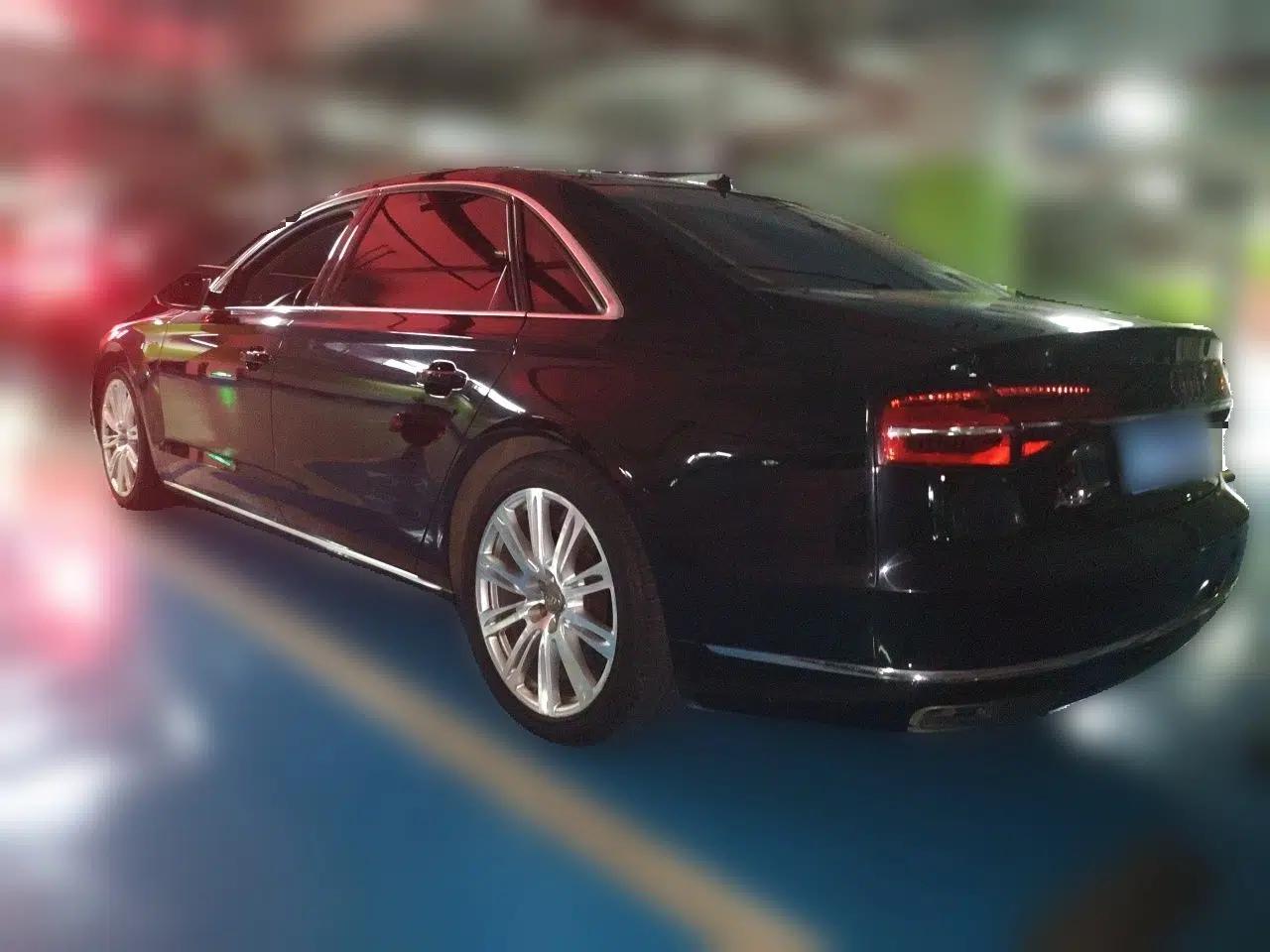 Audi A8 2011 A8L W12 6.3 FSI quattro — миниатюра 4