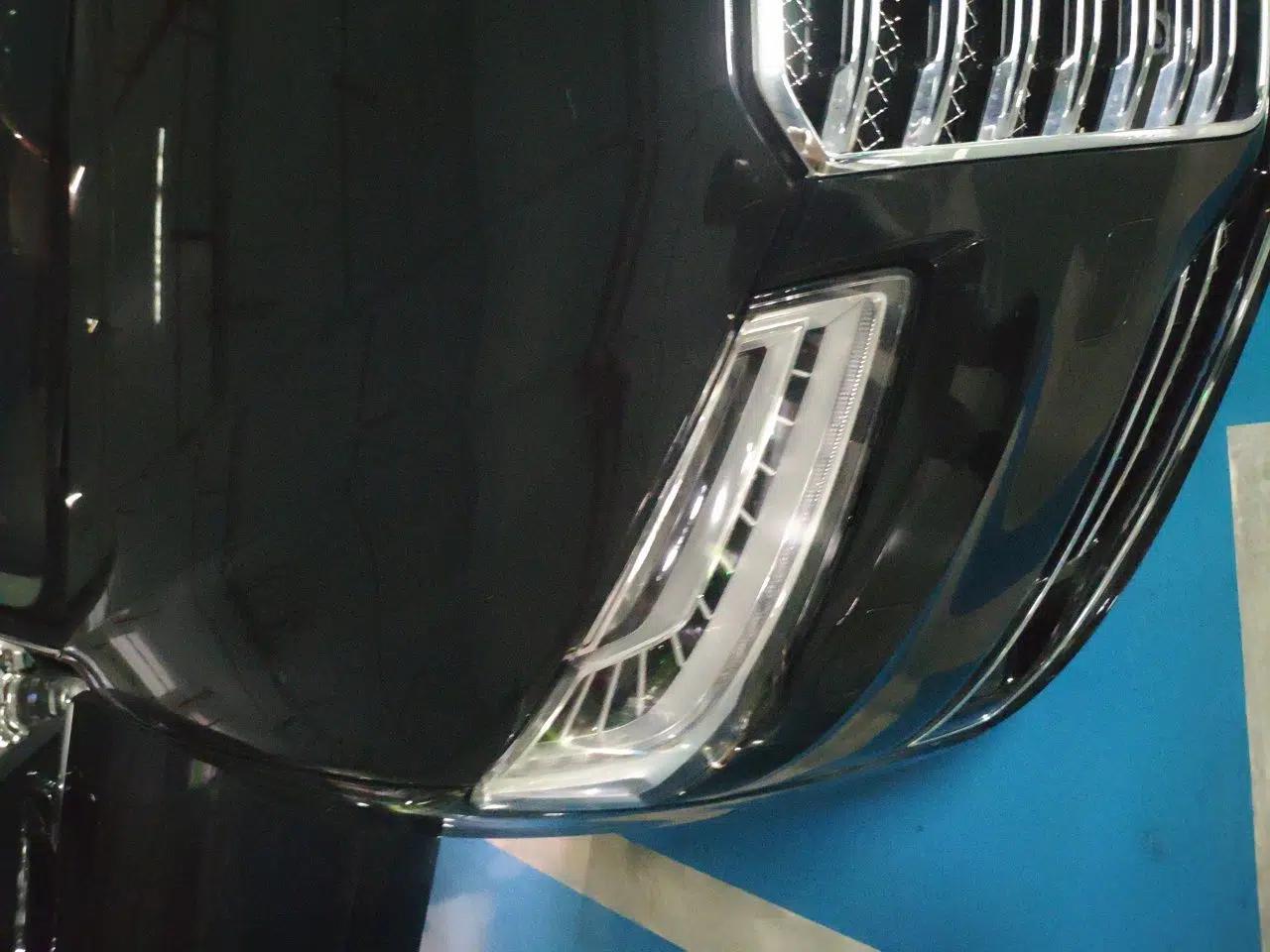 Audi A8 2011 A8L W12 6.3 FSI quattro — миниатюра 7
