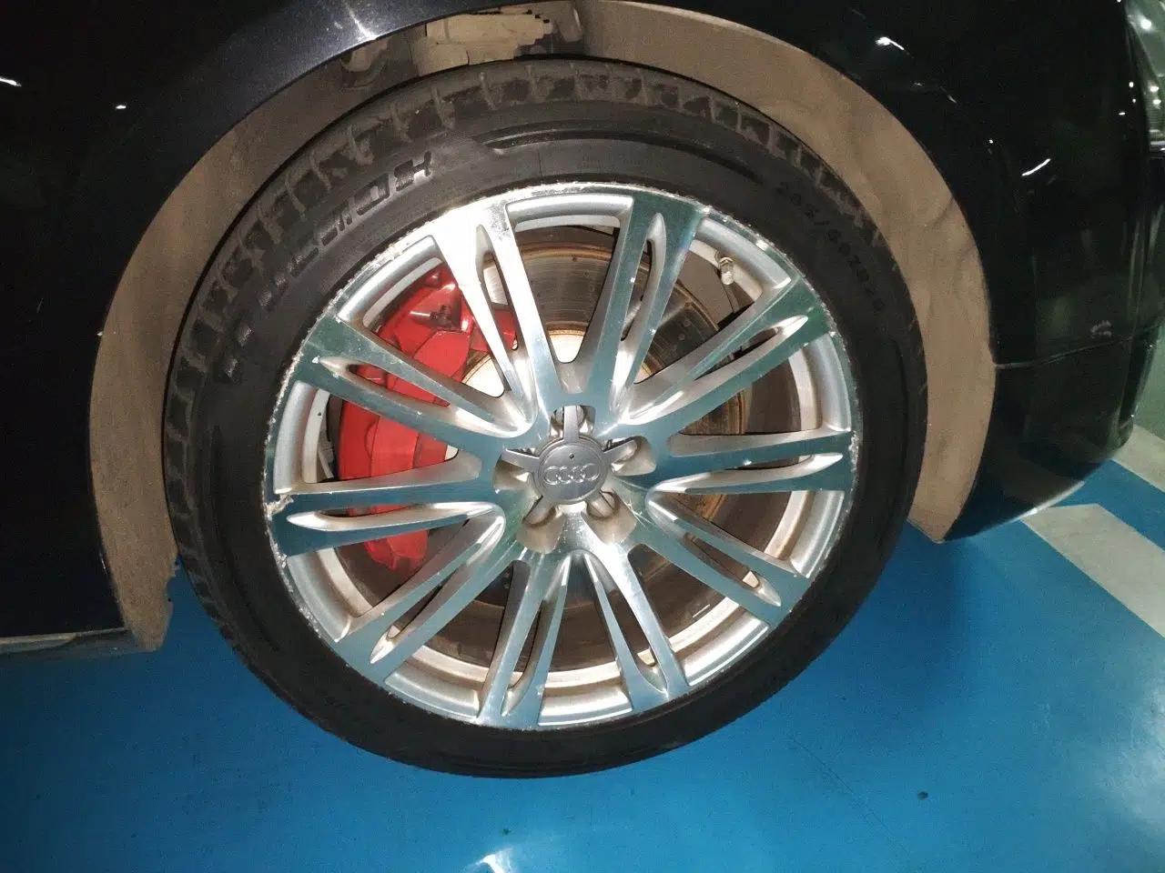 Audi A8 2011 A8L W12 6.3 FSI quattro — миниатюра 8