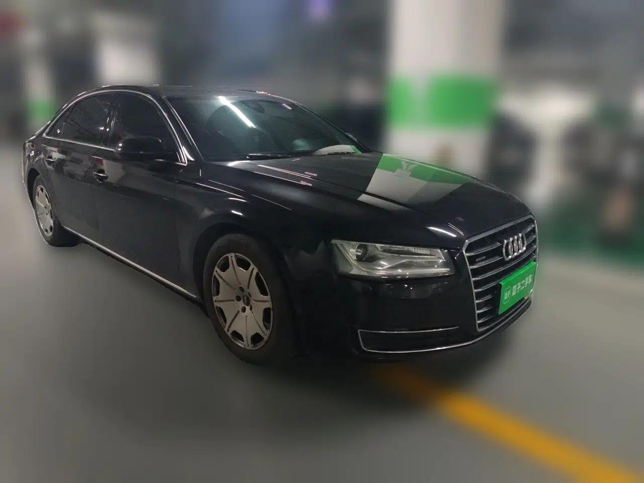 Audi A8 2014 A8L 45 TFSI quattro Comfort model — миниатюра 3