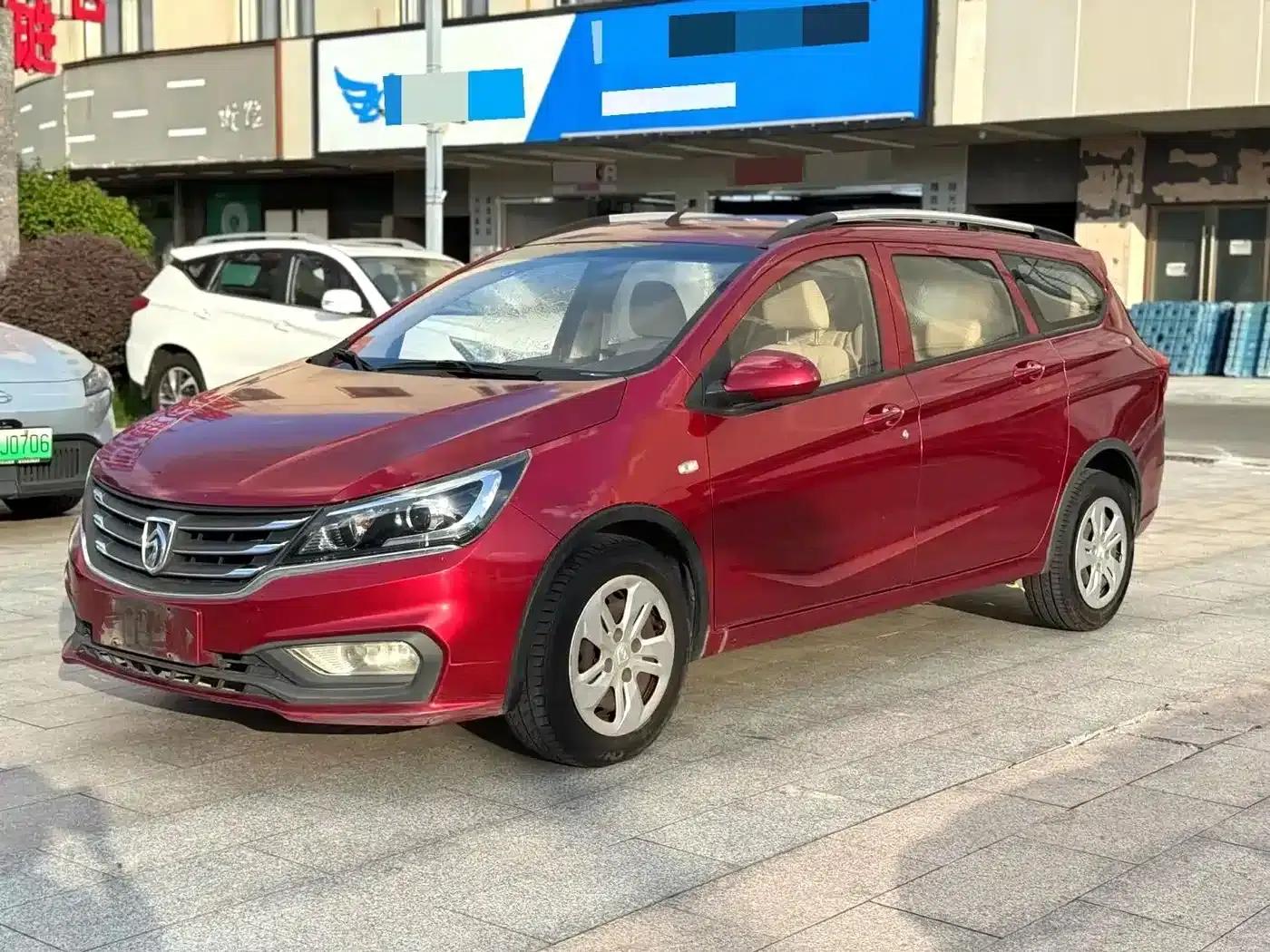 Baojun 310W 2017 1.5L Manual Comfort Model (National V Emission Standard) — миниатюра 1