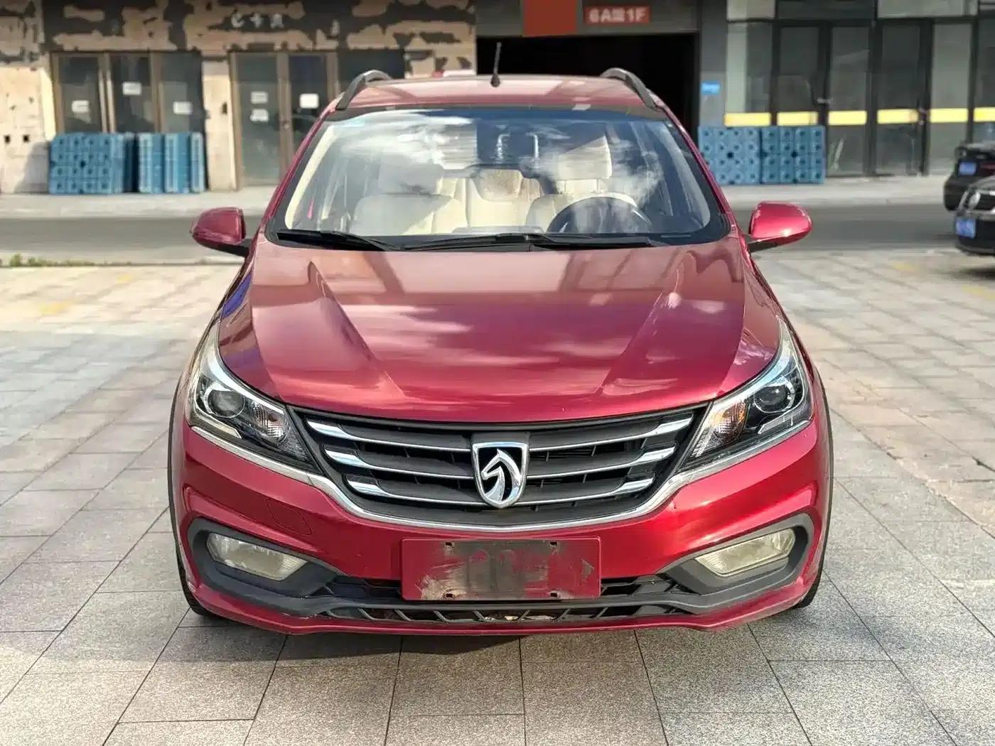 Baojun 310W 2017 1.5L Manual Comfort Model (National V Emission Standard) — миниатюра 3