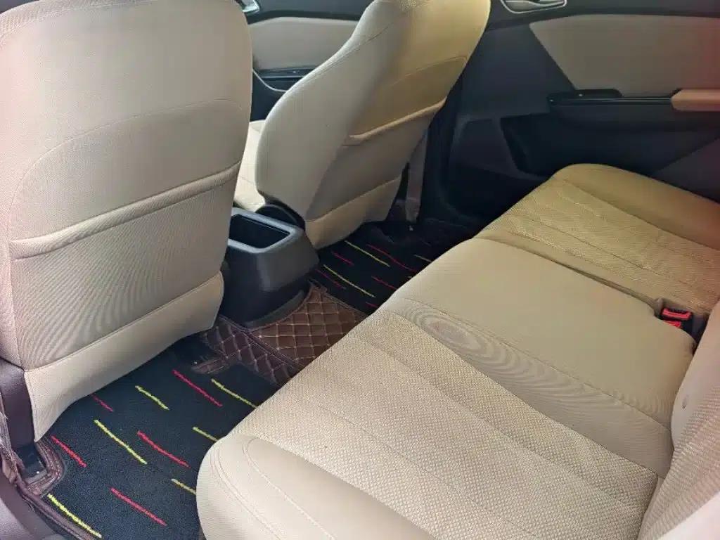 Baojun 310W 2017 1.5L Manual Comfort Model (National V Emission Standard) — миниатюра 6