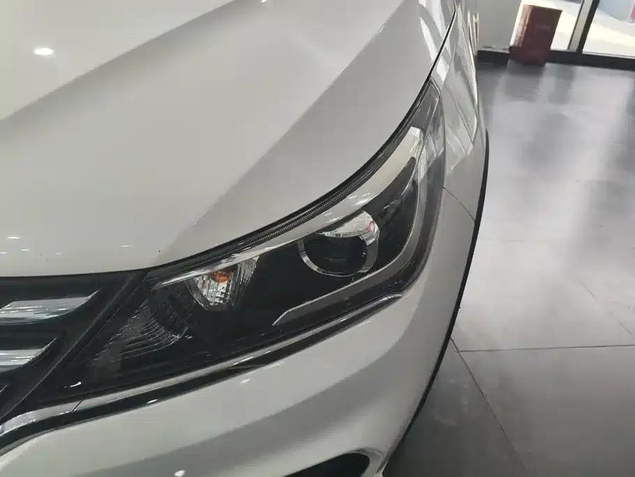 Baojun 310W 2017 1.5L Manual Fashion Edition (National V Emission Standard) — миниатюра 5