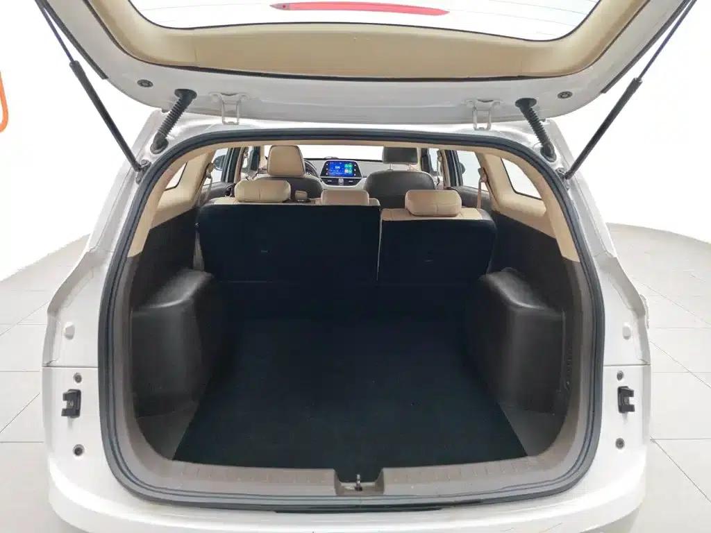Baojun 310W 2017 1.5L Manual Deluxe Edition (National V Emission Standard) — миниатюра 16
