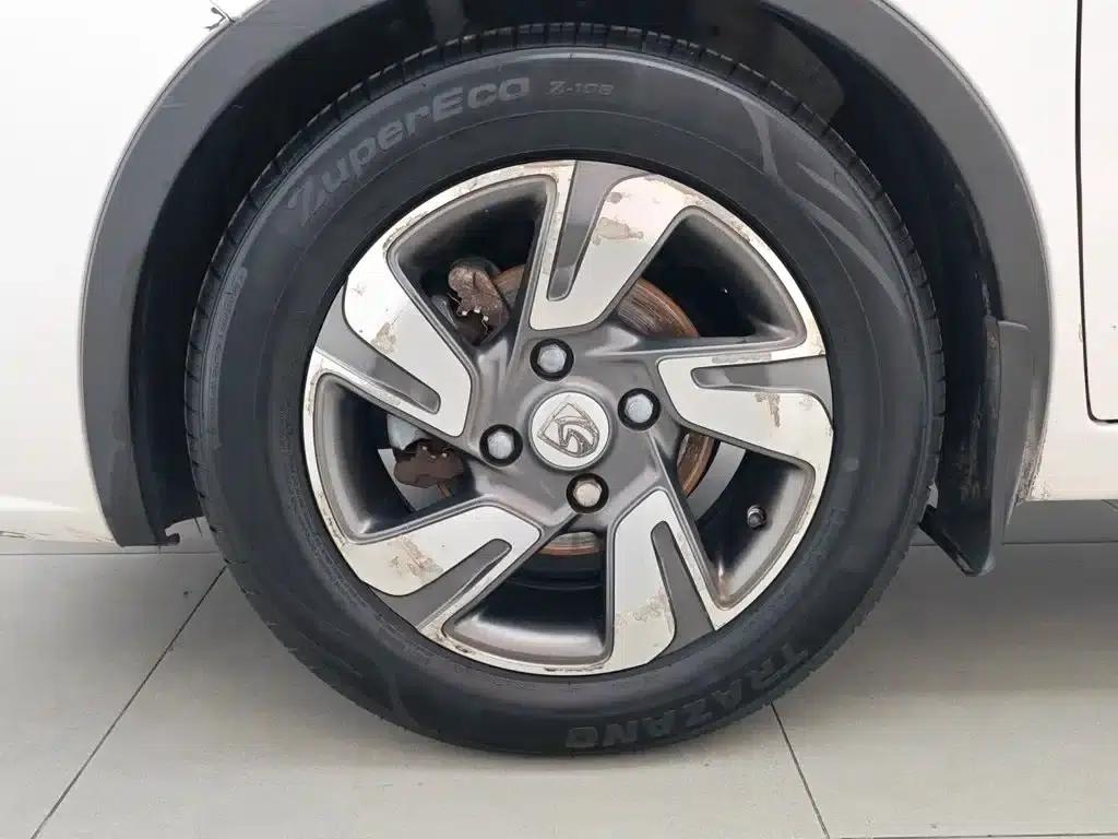 Baojun 310W 2017 1.5L Manual Deluxe Edition (National V Emission Standard) — миниатюра 17