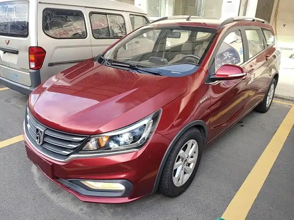Baojun 310W 2017 1.5L Manual Fashion Edition (National V Emission Standard) — миниатюра 2