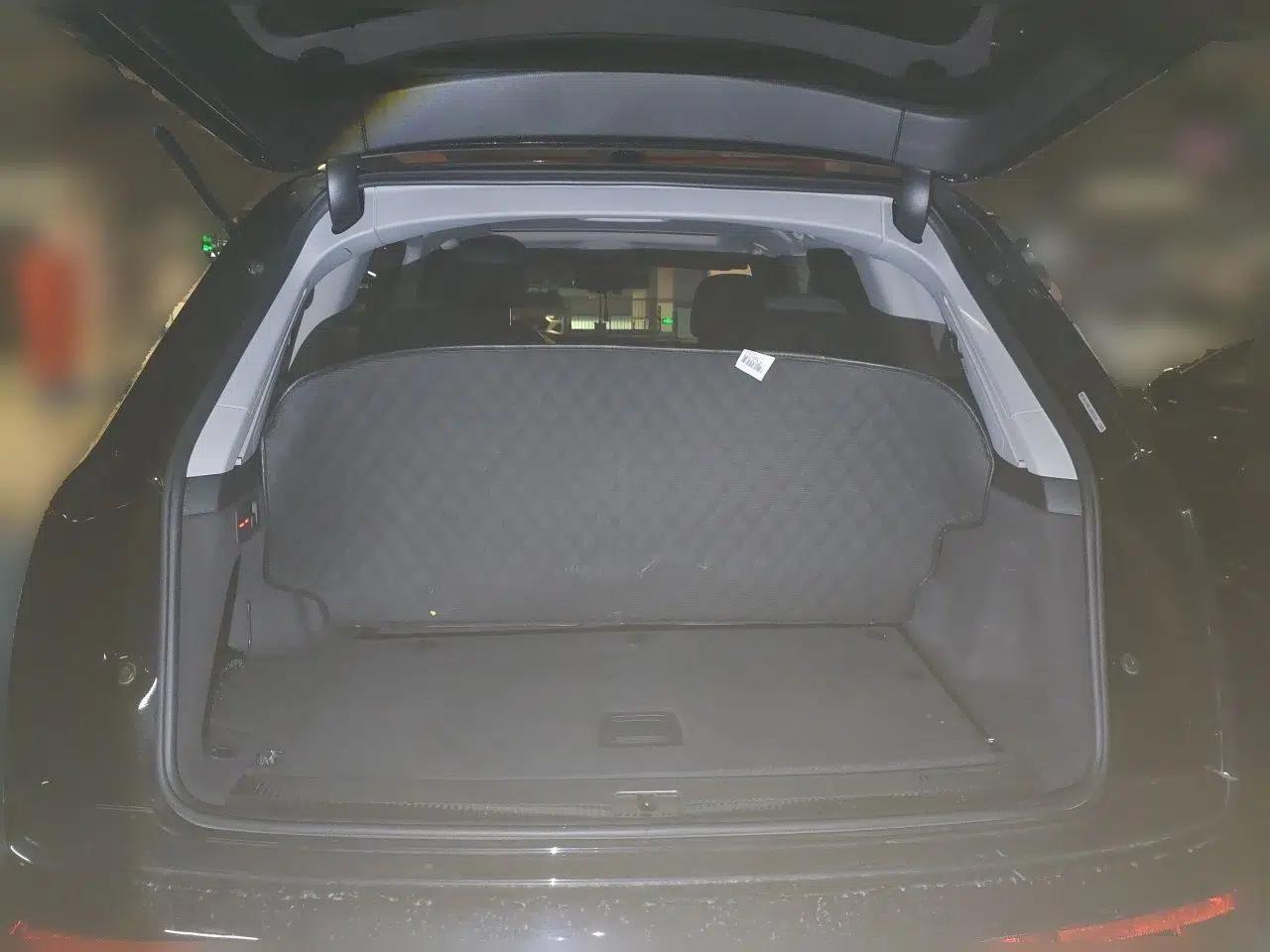 Audi Q7 2018 40 TFSI Comfort Model — миниатюра 19