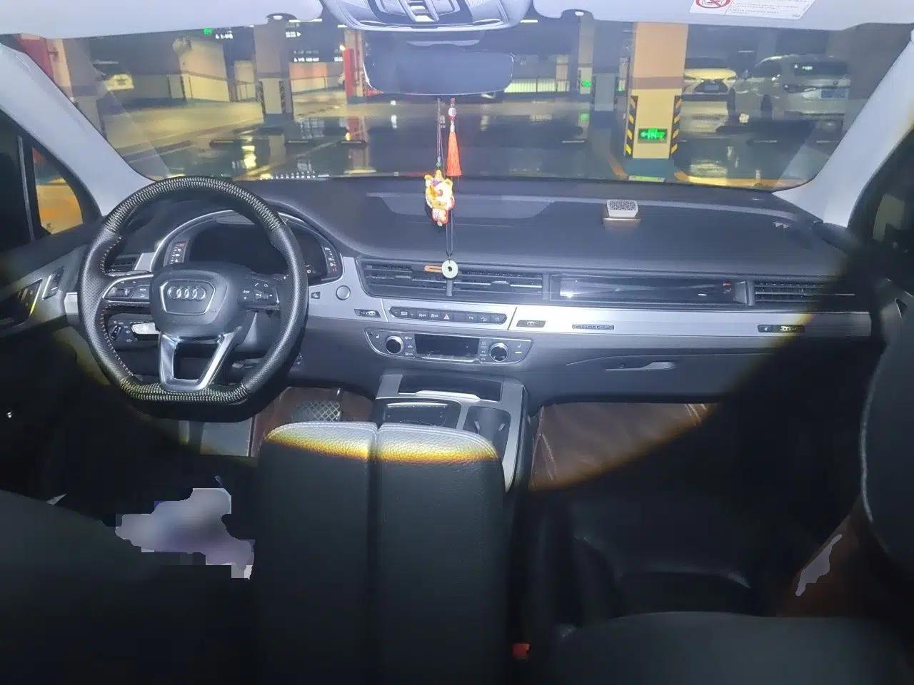 Audi Q7 2018 40 TFSI Comfort Model — миниатюра 9