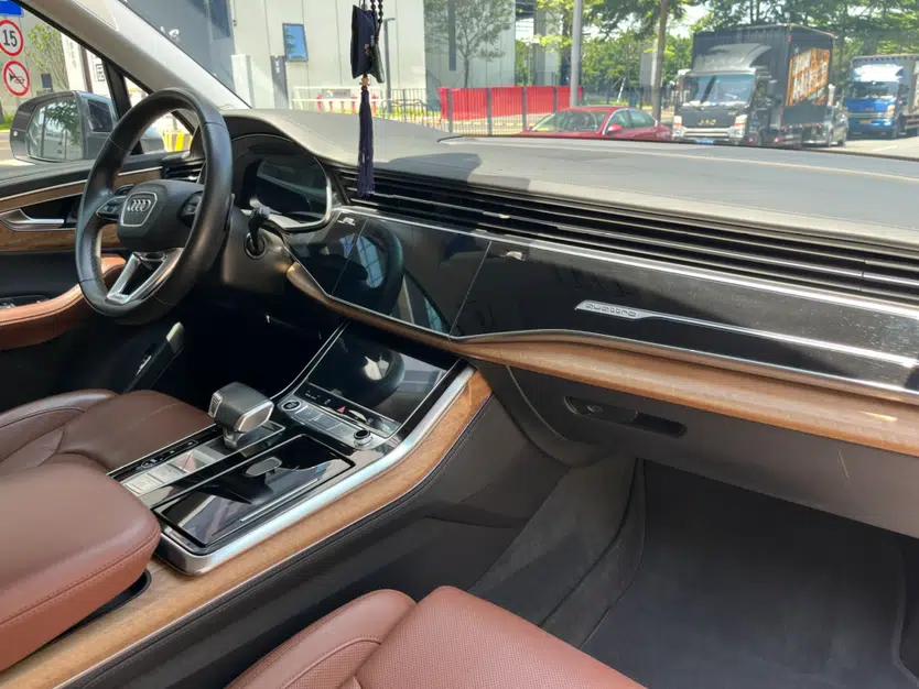 Audi Q7 2022 55 TFSI quattro S line Prestige Edition — миниатюра 16