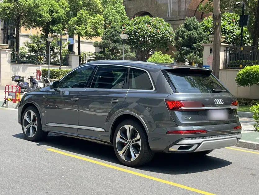Audi Q7 2022 55 TFSI quattro S line Prestige Edition — миниатюра 5