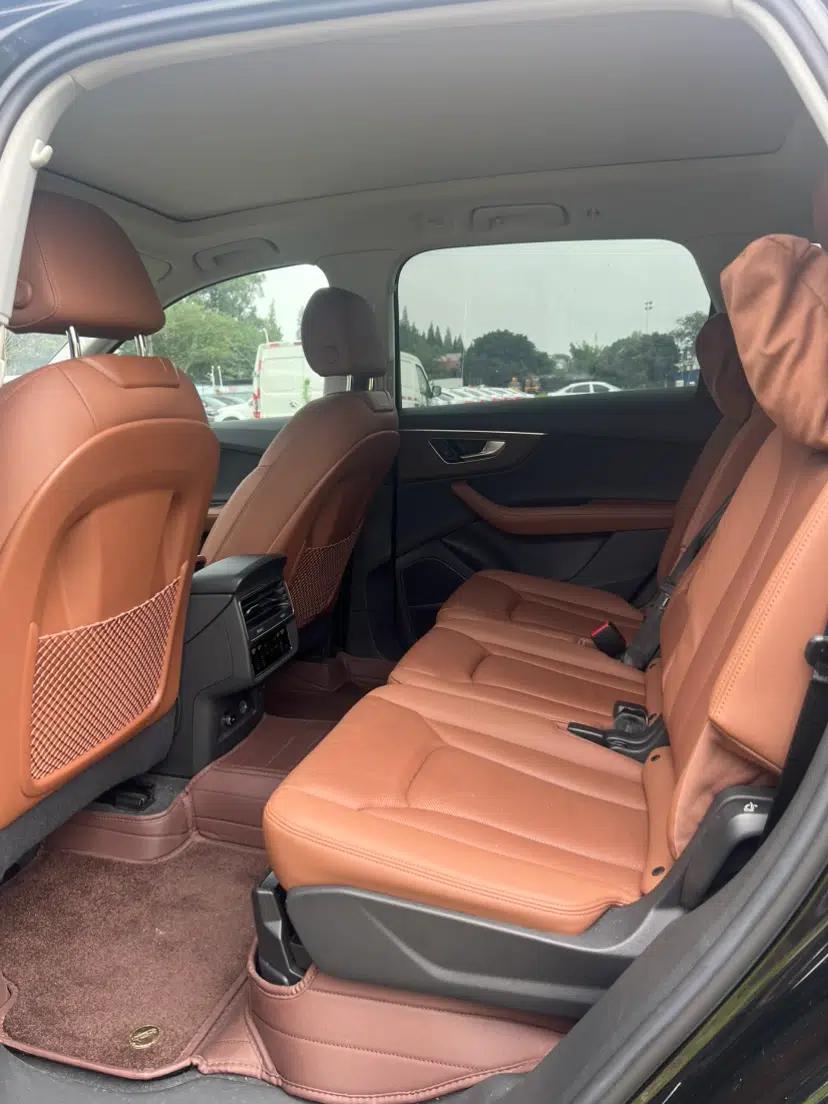 Audi Q7 2022 55 TFSI quattro S line Sport model — миниатюра 15