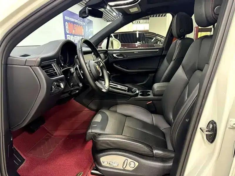 2023 Macan 2.0T — миниатюра 19