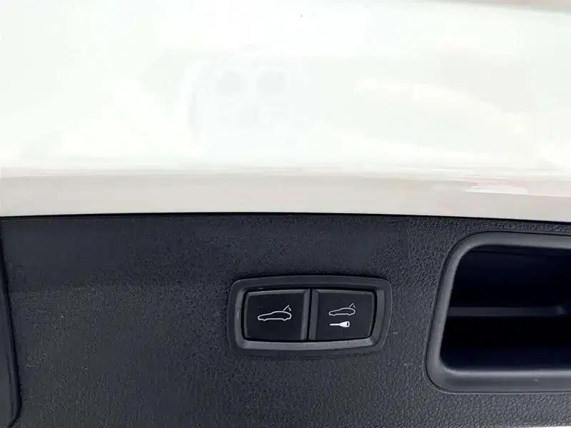 2023 Macan 2.0T — миниатюра 9