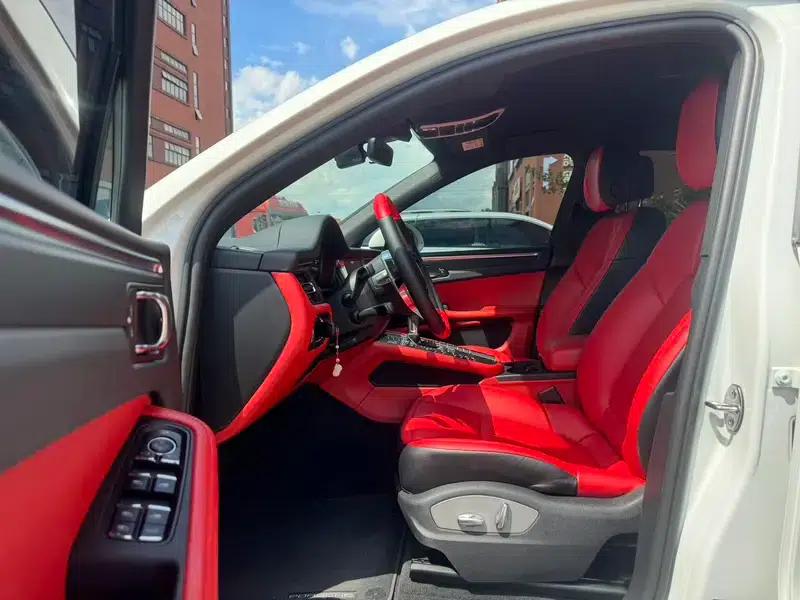 2020 Macan 2.0T — миниатюра 22