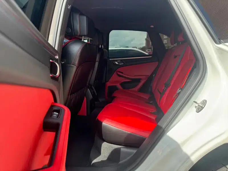 2020 Macan 2.0T — миниатюра 24