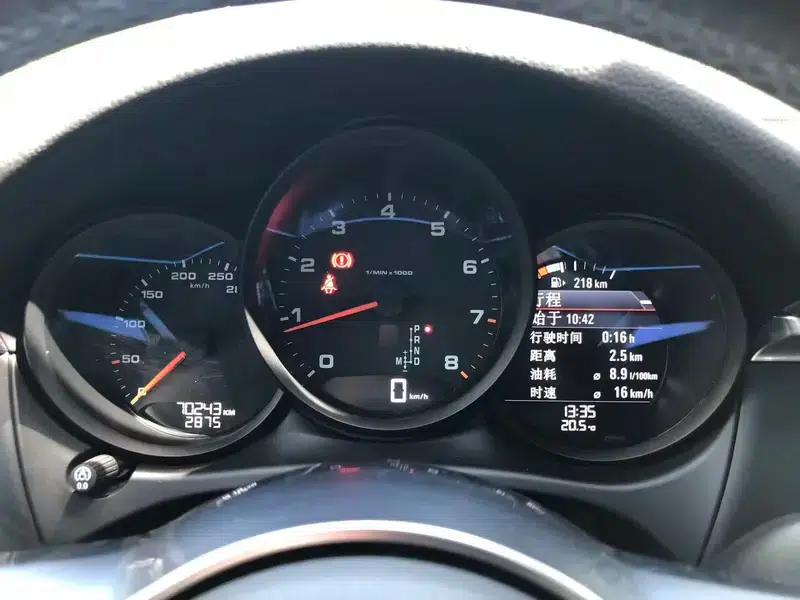 2016 Macan 2.0T — миниатюра 7