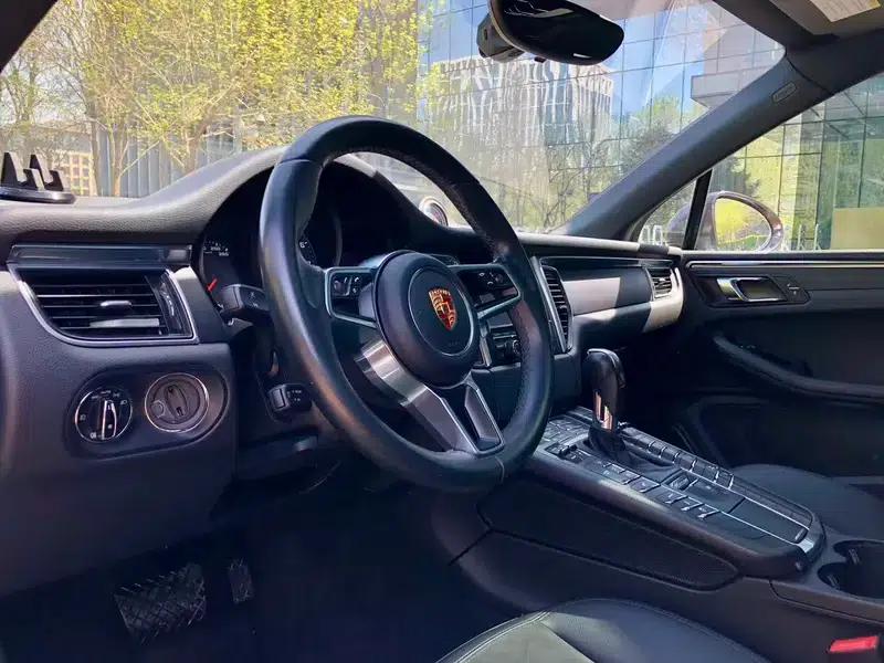 2016 Macan 2.0T — миниатюра 10