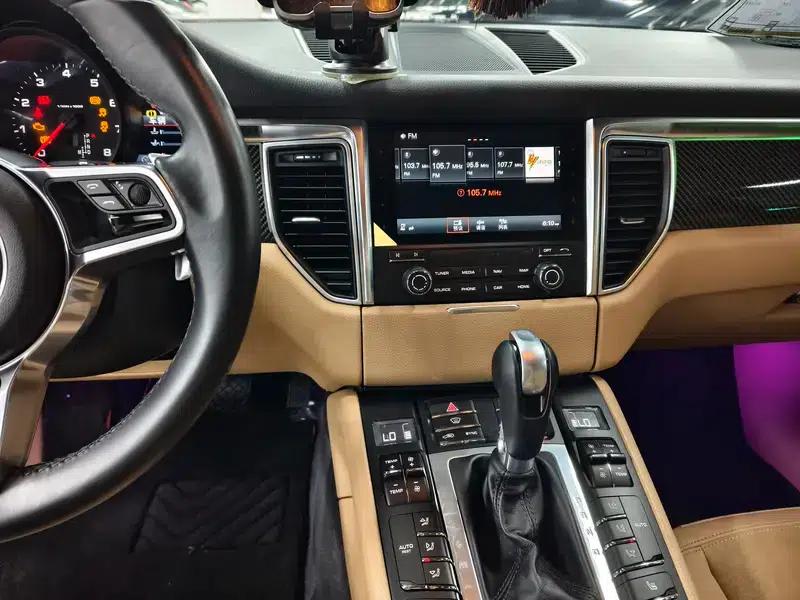 2017 Macan 2.0T — миниатюра 11