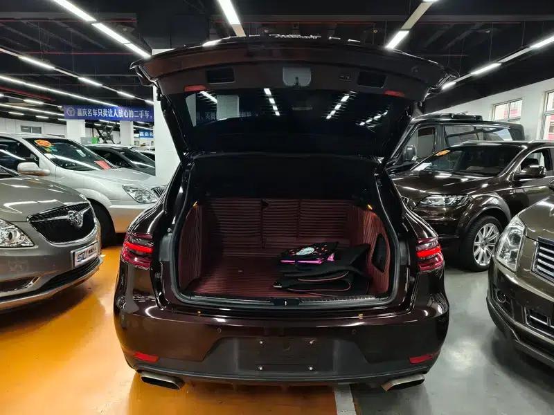 2017 Macan 2.0T — миниатюра 14
