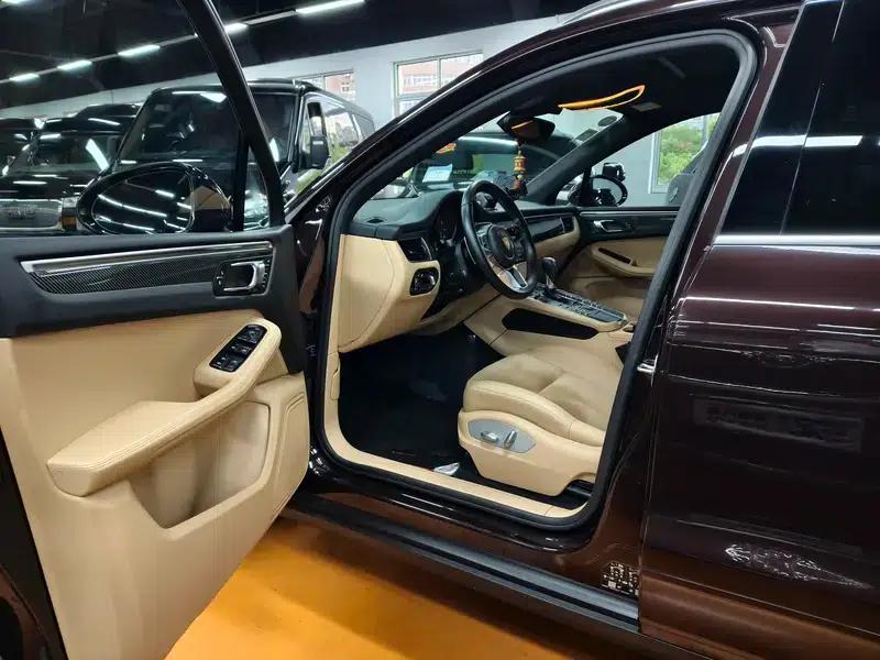 2017 Macan 2.0T — миниатюра 20