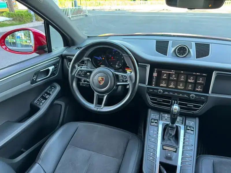 2019 Macan 2.0T Factory Custom Edition — миниатюра 12