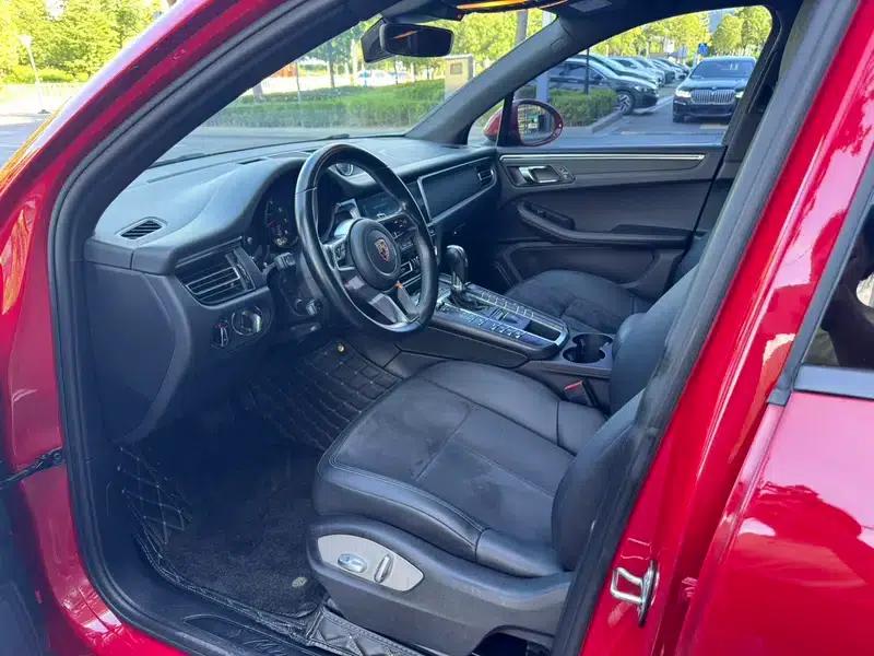 2019 Macan 2.0T Factory Custom Edition — миниатюра 14