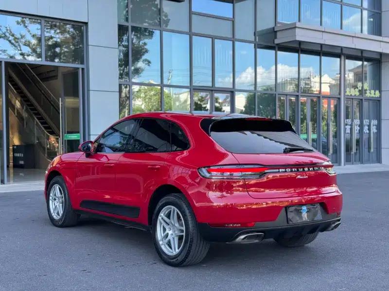 2019 Macan 2.0T Factory Custom Edition — миниатюра 5