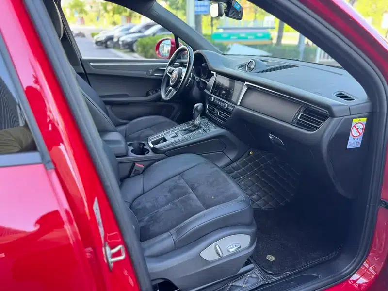 2019 Macan 2.0T Factory Custom Edition — миниатюра 8