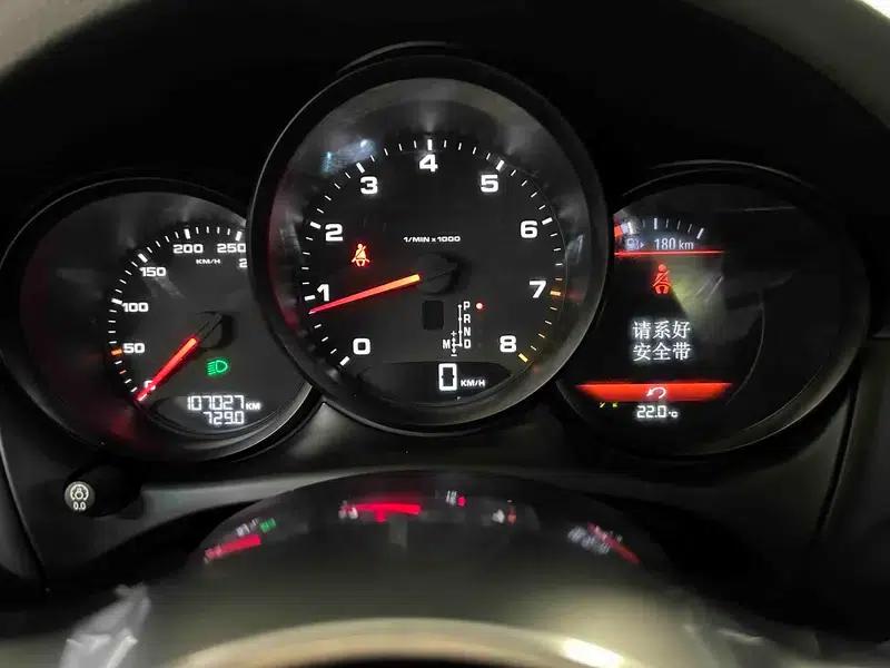 2014 Macan 2.0T — миниатюра 9
