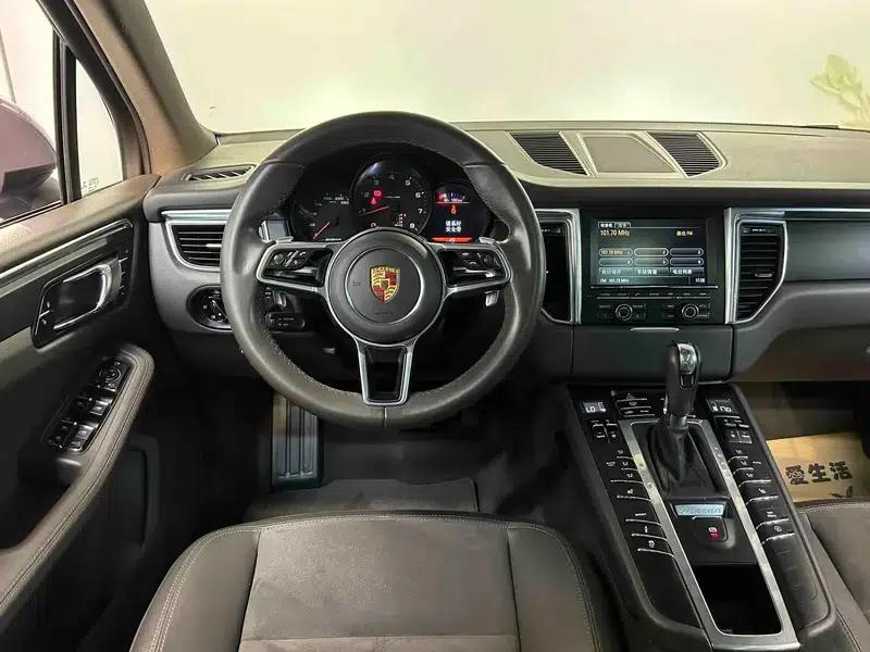 2014 Macan 2.0T — миниатюра 10
