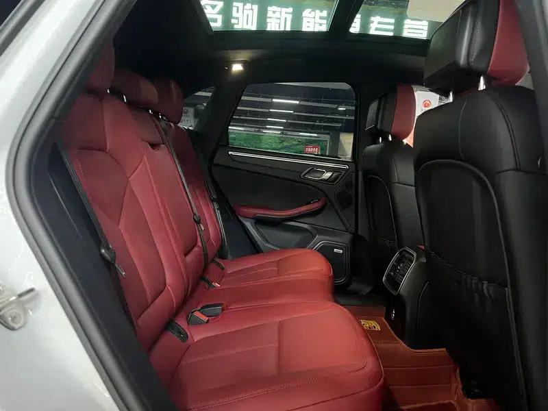2022 Macan 2.0T — миниатюра 13