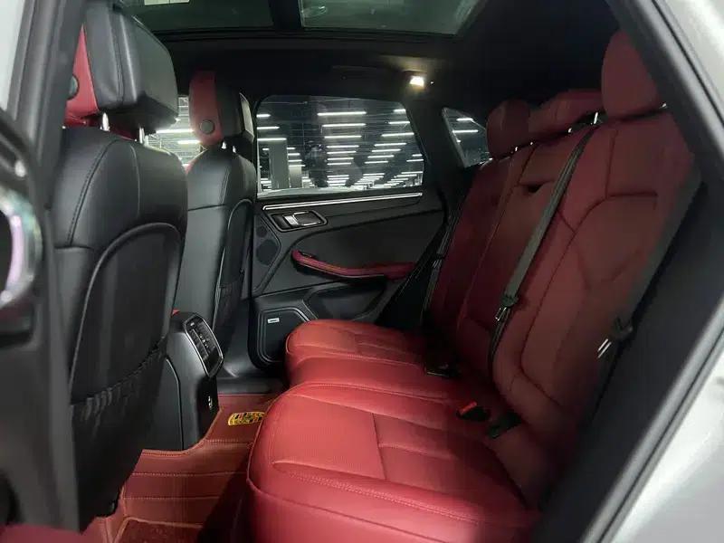 2022 Macan 2.0T — миниатюра 17