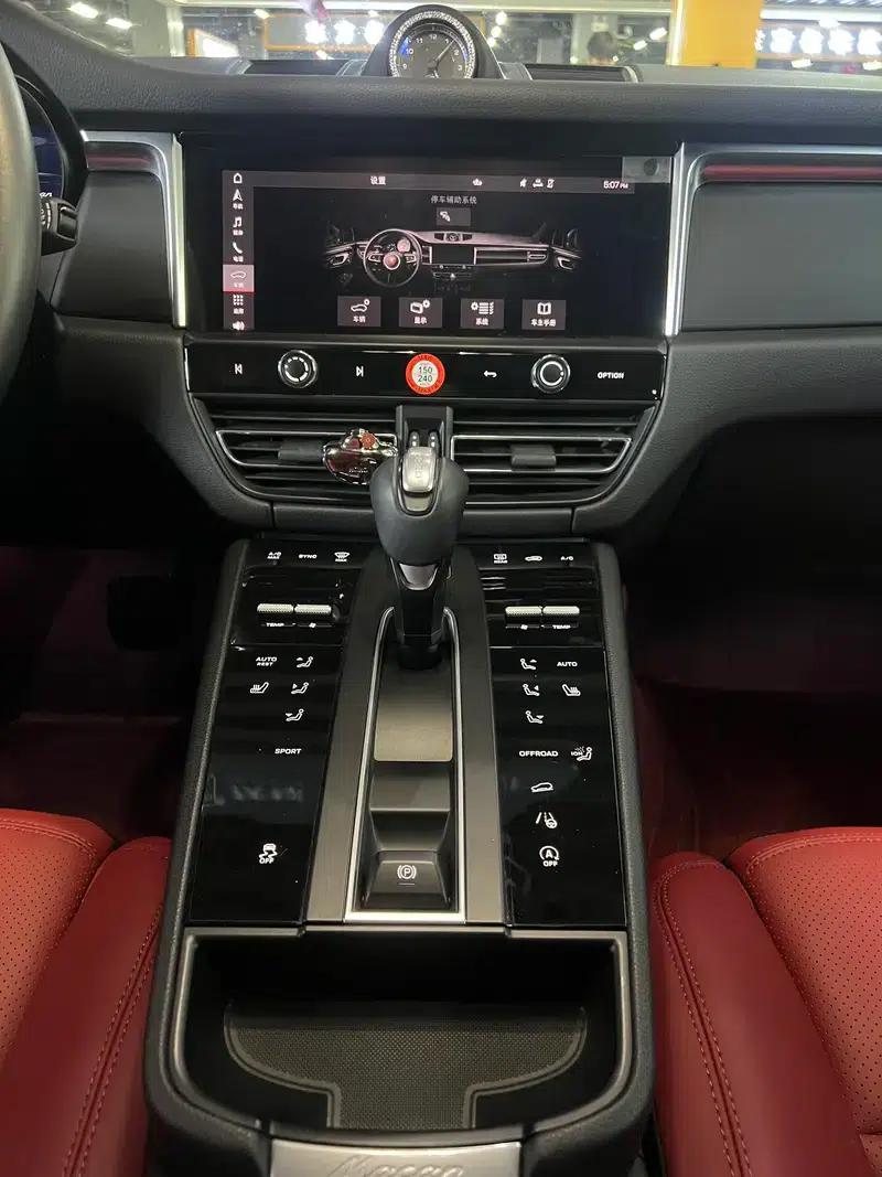 2022 Macan 2.0T — миниатюра 10